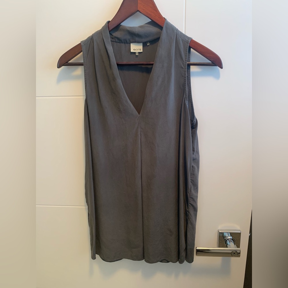 Ecru silk sleeveless blouse